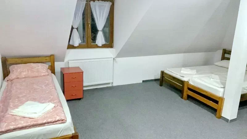 Odorheiu Secuiesc Cazare | Pensiune (K0595-39) Imaginea poate fi supusă drepturilor de autor. Se recomandă contactarea titularului drepturilor. Odorheiu Secuiesc Cazare | Pensiune (K0595-39) Imaginea poate fi supusă drepturilor de autor. Se recomandă contactarea titularului drepturilor.