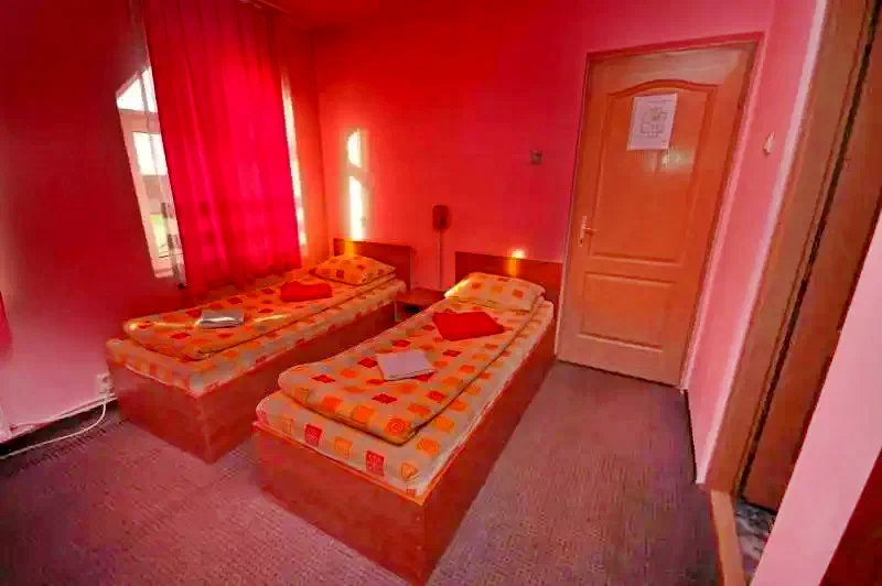 Cazare Gheorgheni - Motel Imola** | Gyergyószentmiklós - Imola Motel**. Imaginea poate fi supusă drepturilor de autor. Se recomandă contactarea titularului drepturilor.