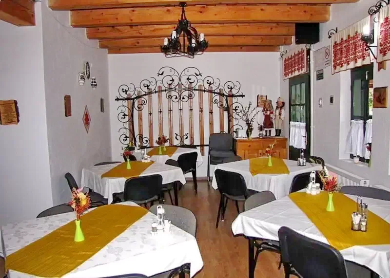 Torockó Szállás | Vendégház (K1089-5) A kép szerzői jogvédelem alatt állhat. Javasolt a kapcsolatfelvétel a jog tulajdonossal. Torockó Szállás | Vendégház (K1089-5) A kép szerzői jogvédelem alatt állhat. Javasolt a kapcsolatfelvétel a jog tulajdonossal.