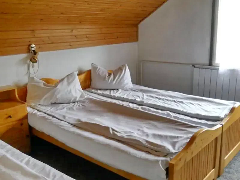 Cazare Băile Tușnad -  Motel Bradul | Tusnádfürdő - Bradul Motel. Imaginea poate fi supusă drepturilor de autor. Se recomandă contactarea titularului drepturilor.