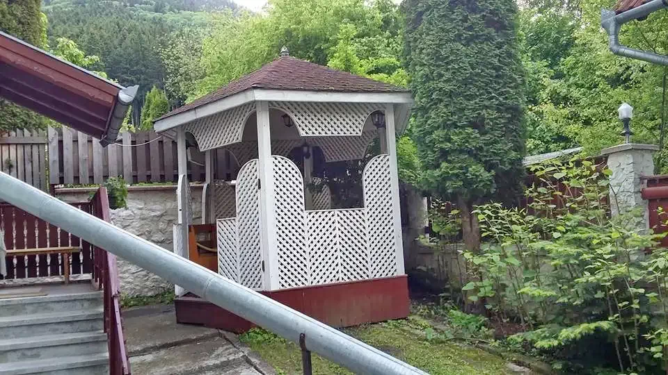 Cazare Băile Tușnad -  Motel Bradul | Tusnádfürdő - Bradul Motel. Imaginea poate fi supusă drepturilor de autor. Se recomandă contactarea titularului drepturilor.