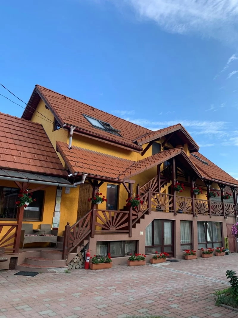 Brassó Szállás | Panzió (K0263-1) A kép szerzői jogvédelem alatt állhat. Javasolt a kapcsolatfelvétel a jog tulajdonossal.