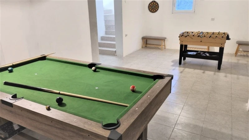 Oradea Cazare | Cabană (K1403-31) Imaginea poate fi supusă drepturilor de autor. Se recomandă contactarea titularului drepturilor. Oradea Cazare | Cabană (K1403-31) Imaginea poate fi supusă drepturilor de autor. Se recomandă contactarea titularului drepturilor.