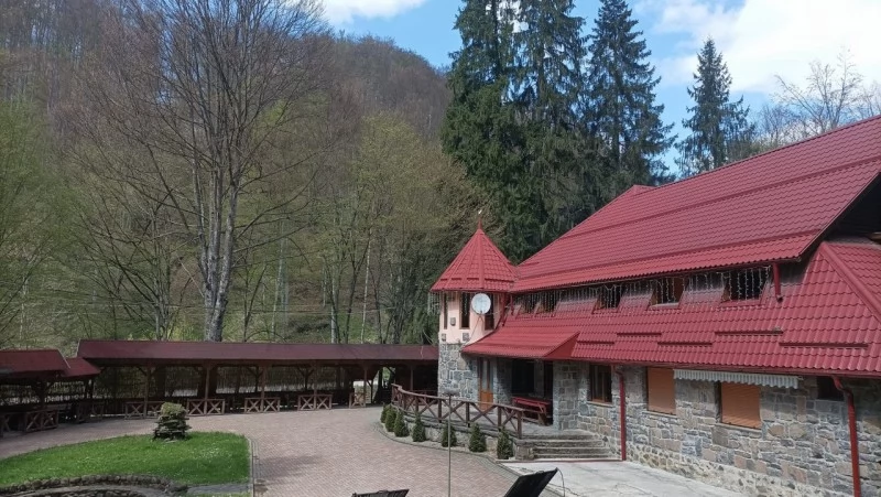 Sovata Cazare | Cabană (K1477-9) Imaginea poate fi supusă drepturilor de autor. Se recomandă contactarea titularului drepturilor. Sovata Cazare | Cabană (K1477-9) Imaginea poate fi supusă drepturilor de autor. Se recomandă contactarea titularului drepturilor.