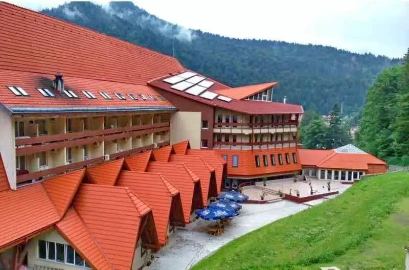 Băile Tușnad Cazare | Hotel*** (K1040-1) Imaginea poate fi supusă drepturilor de autor. Se recomandă contactarea titularului drepturilor.