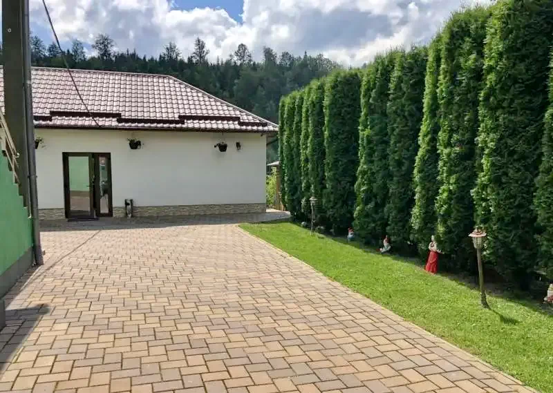 Cazare Colibita - Casa Lipan** | Kolibica - Lipán Vendégház** . Imaginea poate fi supusă drepturilor de autor. Se recomandă contactarea titularului drepturilor.