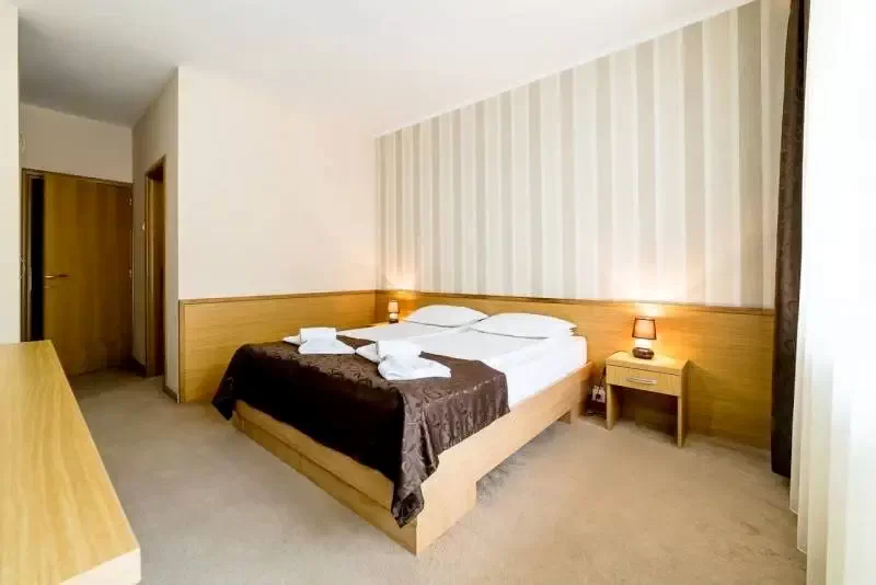Sovata Cazare | Hotel*** (K0062-43) Imaginea poate fi supusă drepturilor de autor. Se recomandă contactarea titularului drepturilor. Sovata Cazare | Hotel*** (K0062-43) Imaginea poate fi supusă drepturilor de autor. Se recomandă contactarea titularului drepturilor.