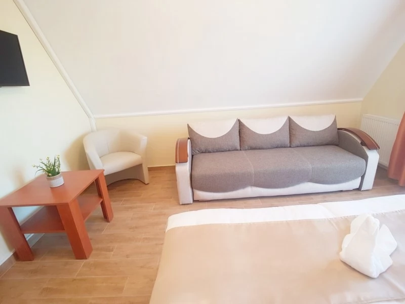 Cazare | Vilă (K0903-29) Imaginea poate fi supusă drepturilor de autor. Se recomandă contactarea titularului drepturilor. Cazare | Vilă (K0903-29) Imaginea poate fi supusă drepturilor de autor. Se recomandă contactarea titularului drepturilor.