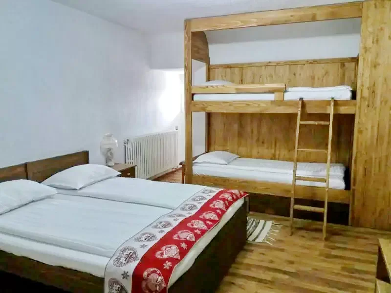 Toplița Cazare | Pensiune (K1224-43) Imaginea poate fi supusă drepturilor de autor. Se recomandă contactarea titularului drepturilor. Toplița Cazare | Pensiune (K1224-43) Imaginea poate fi supusă drepturilor de autor. Se recomandă contactarea titularului drepturilor.