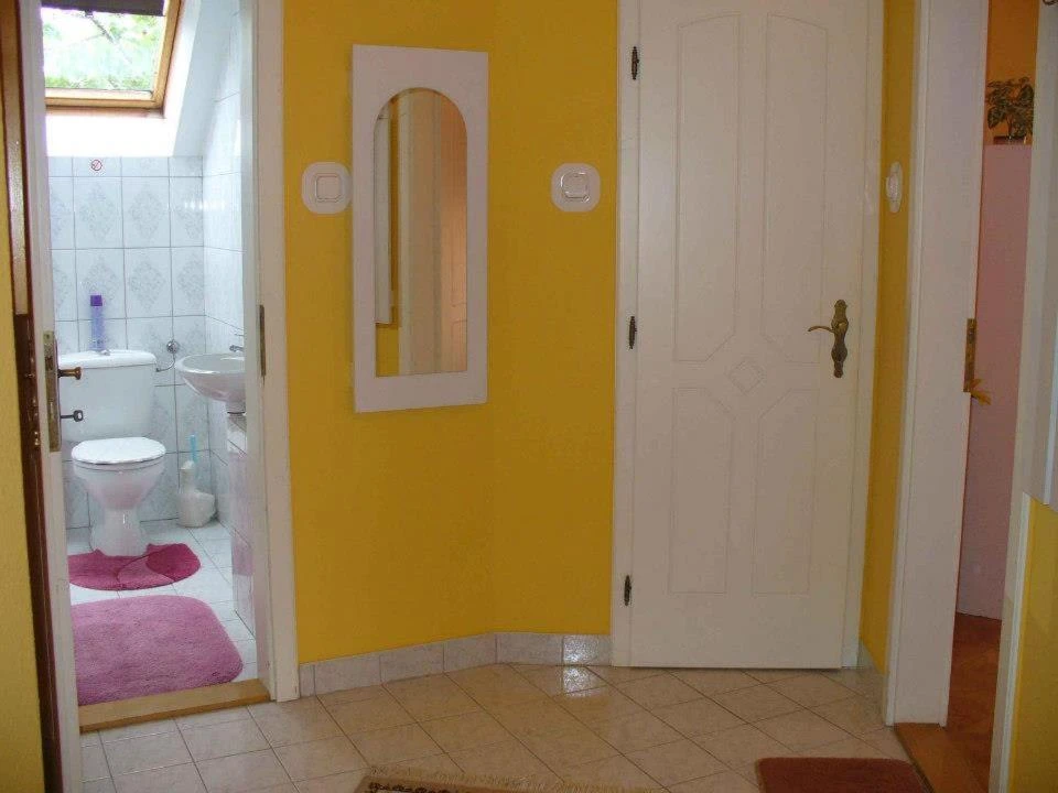 Cazare | Cabană (K0308-16) Imaginea poate fi supusă drepturilor de autor. Se recomandă contactarea titularului drepturilor. Cazare | Cabană (K0308-16) Imaginea poate fi supusă drepturilor de autor. Se recomandă contactarea titularului drepturilor.