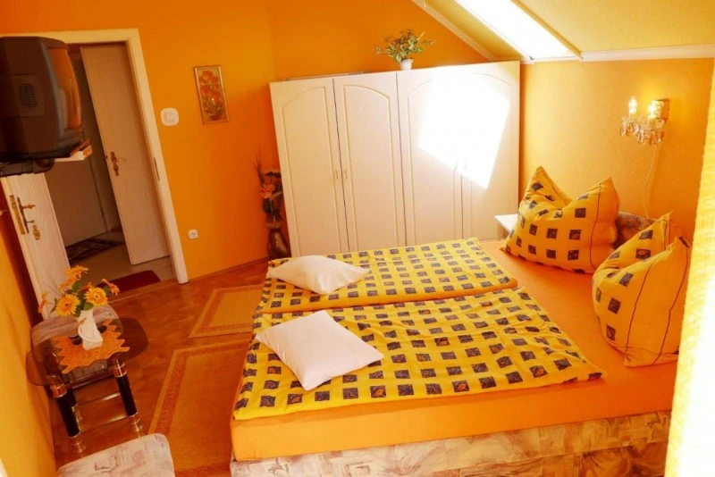 Cazare | Cabană (K0308-24) Imaginea poate fi supusă drepturilor de autor. Se recomandă contactarea titularului drepturilor. Cazare | Cabană (K0308-24) Imaginea poate fi supusă drepturilor de autor. Se recomandă contactarea titularului drepturilor.
