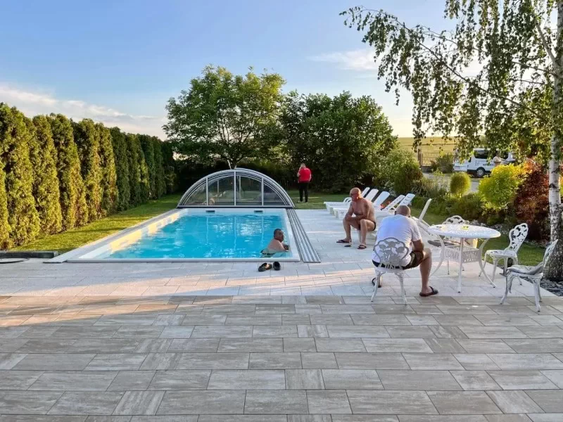 Cazare Lupeni - Pensiunea Barangoló *** | Farkaslaka - Barangoló Panzió ***. Imaginea poate fi supusă drepturilor de autor. Se recomandă contactarea titularului drepturilor.