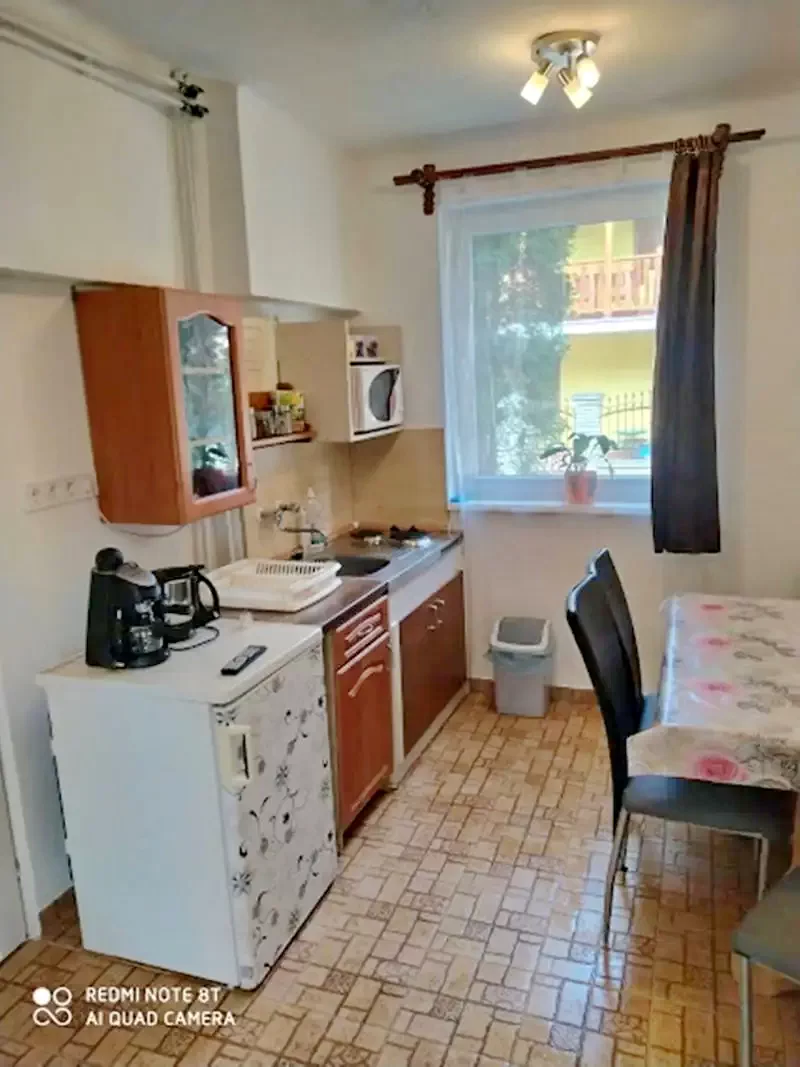 Cazare | Cabană (K0290-38) Imaginea poate fi supusă drepturilor de autor. Se recomandă contactarea titularului drepturilor. Cazare | Cabană (K0290-38) Imaginea poate fi supusă drepturilor de autor. Se recomandă contactarea titularului drepturilor.