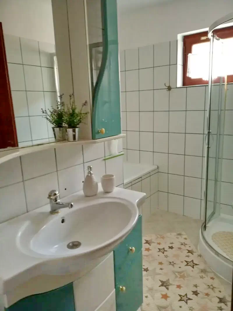 Hajdúszoboszló Szállás | Kulcsosház (K0286-19) A kép szerzői jogvédelem alatt állhat. Javasolt a kapcsolatfelvétel a jog tulajdonossal. Hajdúszoboszló Szállás | Kulcsosház (K0286-19) A kép szerzői jogvédelem alatt állhat. Javasolt a kapcsolatfelvétel a jog tulajdonossal.