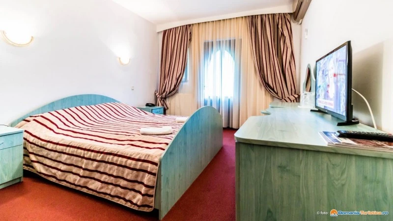 Cazare Reghin - Hotel Monte Cristo *** | Szászrégen - Monte Cristo Hotel ***. Imaginea poate fi supusă drepturilor de autor. Se recomandă contactarea titularului drepturilor.
