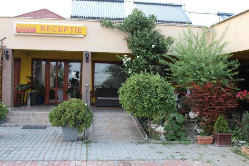 Satu Mare Cazare | Motel (K1142-32) Imaginea poate fi supusă drepturilor de autor. Se recomandă contactarea titularului drepturilor.