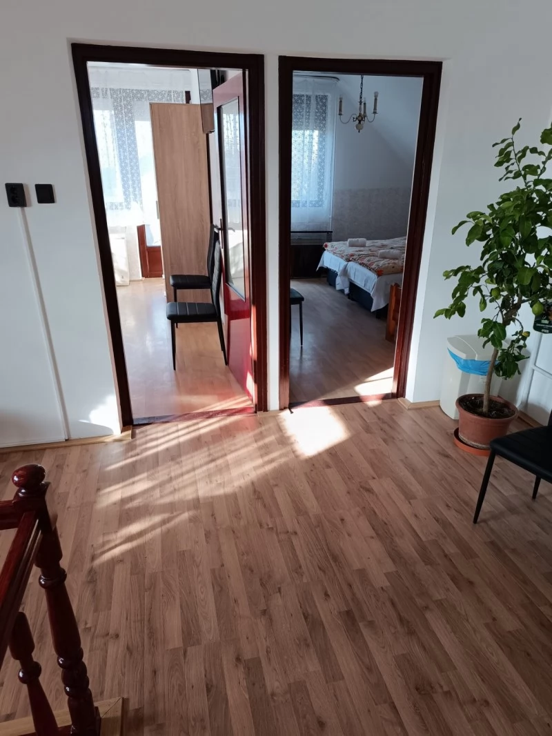 Hajdúszoboszló Szállás | Kulcsosház (K0587-10) A kép szerzői jogvédelem alatt állhat. Javasolt a kapcsolatfelvétel a jog tulajdonossal. Hajdúszoboszló Szállás | Kulcsosház (K0587-10) A kép szerzői jogvédelem alatt állhat. Javasolt a kapcsolatfelvétel a jog tulajdonossal.