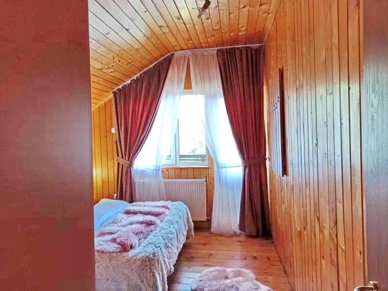 Statiunea Parâng-Petroșani Cazare | Casă de oaspeți (K1423-15) Imaginea poate fi supusă drepturilor de autor. Se recomandă contactarea titularului drepturilor. Statiunea Parâng-Petroșani Cazare | Casă de oaspeți (K1423-15) Imaginea poate fi supusă drepturilor de autor. Se recomandă contactarea titularului drepturilor.