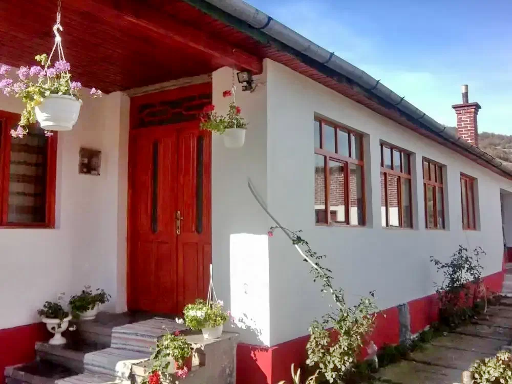 Rimetea Cazare | Casă de oaspeți (K0586-68) Imaginea poate fi supusă drepturilor de autor. Se recomandă contactarea titularului drepturilor.