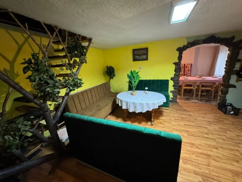 Băile Homorod Cazare | Casă de oaspeți (K0209-5) Imaginea poate fi supusă drepturilor de autor. Se recomandă contactarea titularului drepturilor.