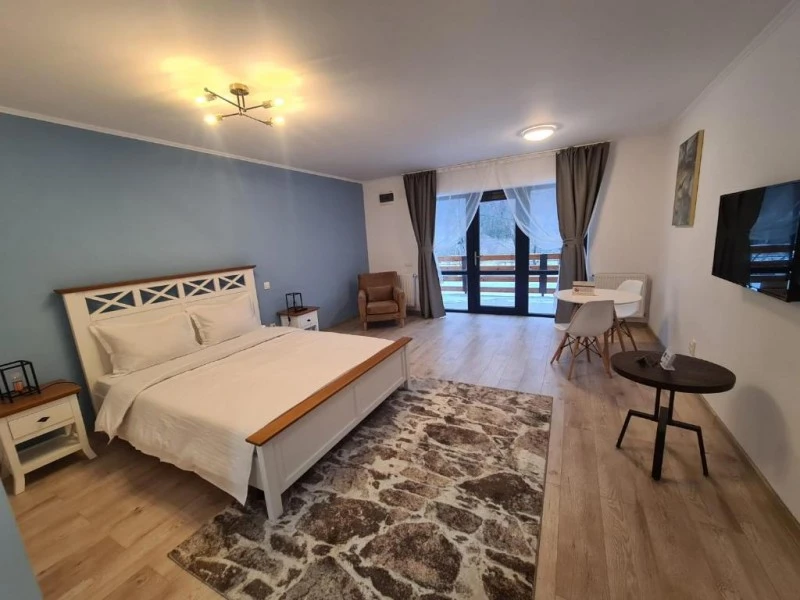 Bușteni Cazare | Hotel-apartament (K1585-33) Imaginea poate fi supusă drepturilor de autor. Se recomandă contactarea titularului drepturilor. Bușteni Cazare | Hotel-apartament (K1585-33) Imaginea poate fi supusă drepturilor de autor. Se recomandă contactarea titularului drepturilor.