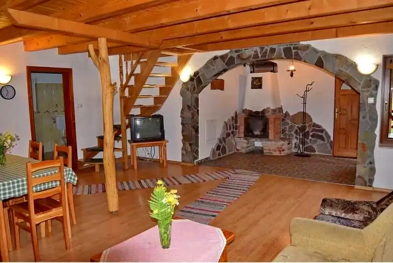 Cazare Băile Homorod - Casa de vacanță Sólyomkő | Homoródfürdő - Sólyomkő Vendégház. Imaginea poate fi supusă drepturilor de autor. Se recomandă contactarea titularului drepturilor.
