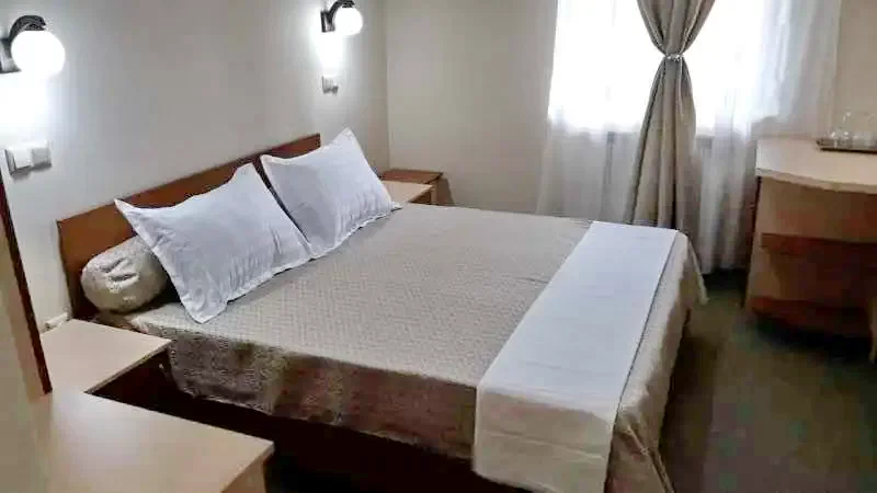 Szállás | Hotel*** (K0864-13) A kép szerzői jogvédelem alatt állhat. Javasolt a kapcsolatfelvétel a jog tulajdonossal. Szállás | Hotel*** (K0864-13) A kép szerzői jogvédelem alatt állhat. Javasolt a kapcsolatfelvétel a jog tulajdonossal.