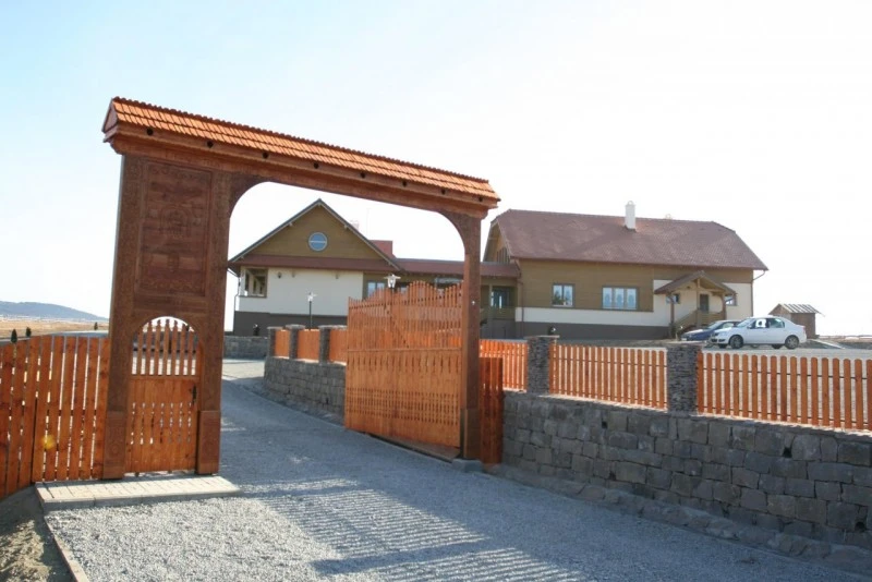 Căpâlnița Cazare | Pensiune (K1240-32) Imaginea poate fi supusă drepturilor de autor. Se recomandă contactarea titularului drepturilor. Căpâlnița Cazare | Pensiune (K1240-32) Imaginea poate fi supusă drepturilor de autor. Se recomandă contactarea titularului drepturilor.