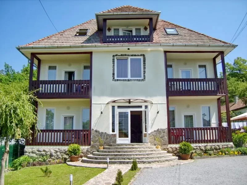 Szováta Szállás | Villa (K0331-40) A kép szerzői jogvédelem alatt állhat. Javasolt a kapcsolatfelvétel a jog tulajdonossal.