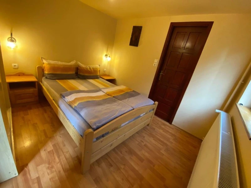 Miercurea Ciuc Cazare | Cabană (K0223-18) Imaginea poate fi supusă drepturilor de autor. Se recomandă contactarea titularului drepturilor. Miercurea Ciuc Cazare | Cabană (K0223-18) Imaginea poate fi supusă drepturilor de autor. Se recomandă contactarea titularului drepturilor.