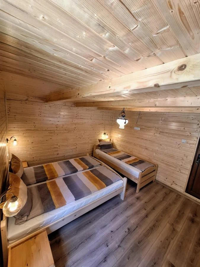 Miercurea Ciuc Cazare | Cabană (K0223-34) Imaginea poate fi supusă drepturilor de autor. Se recomandă contactarea titularului drepturilor. Miercurea Ciuc Cazare | Cabană (K0223-34) Imaginea poate fi supusă drepturilor de autor. Se recomandă contactarea titularului drepturilor.