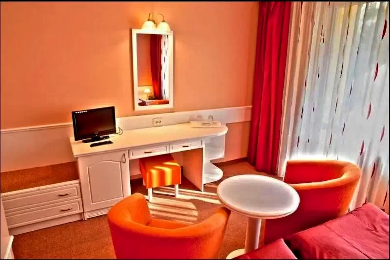Sovata Cazare | Hotel*** (K0258-43) Imaginea poate fi supusă drepturilor de autor. Se recomandă contactarea titularului drepturilor. Sovata Cazare | Hotel*** (K0258-43) Imaginea poate fi supusă drepturilor de autor. Se recomandă contactarea titularului drepturilor.