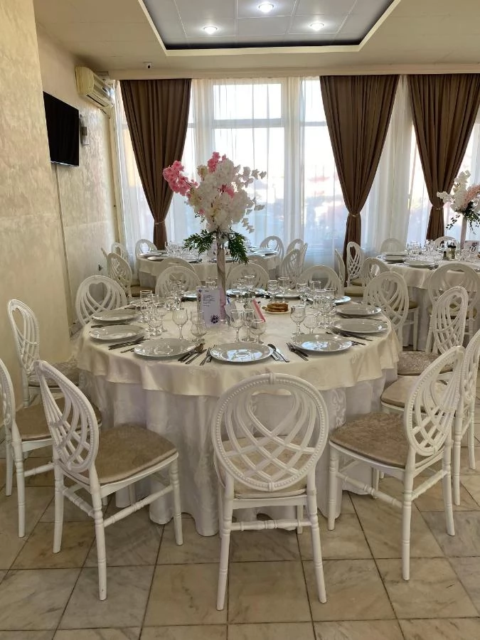 Cazare Bistrița - Hotel Diana*** | Beszterce - Diana Hotel*** . Imaginea poate fi supusă drepturilor de autor. Se recomandă contactarea titularului drepturilor.