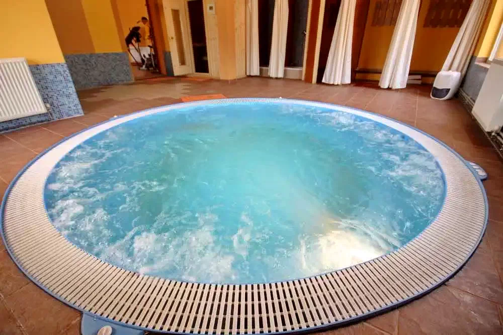 Băile Herculane Cazare | Pensiune (K0890-27) Imaginea poate fi supusă drepturilor de autor. Se recomandă contactarea titularului drepturilor.