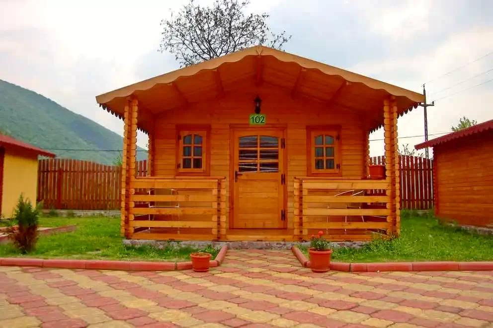 Cazare Băile Herculane - Căsuțele Casa Ecologică*** | Herkulesfürdő - Casa Ecologică Házak*** . Imaginea poate fi supusă drepturilor de autor. Se recomandă contactarea titularului drepturilor.