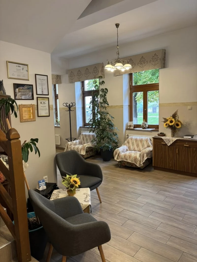Șumuleu Ciuc, Miercurea Ciuc Cazare | Casă de oaspeți (K1504-22) Imaginea poate fi supusă drepturilor de autor. Se recomandă contactarea titularului drepturilor. Șumuleu Ciuc, Miercurea Ciuc Cazare | Casă de oaspeți (K1504-22) Imaginea poate fi supusă drepturilor de autor. Se recomandă contactarea titularului drepturilor.