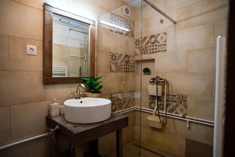 Băile Homorod Cazare | Cabană (K1597-19) Imaginea poate fi supusă drepturilor de autor. Se recomandă contactarea titularului drepturilor. Băile Homorod Cazare | Cabană (K1597-19) Imaginea poate fi supusă drepturilor de autor. Se recomandă contactarea titularului drepturilor.