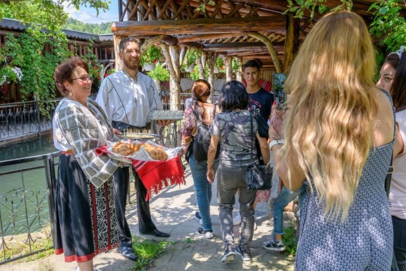 Törcsvár Szállás | Panzió (K1572-49) A kép szerzői jogvédelem alatt állhat. Javasolt a kapcsolatfelvétel a jog tulajdonossal. Törcsvár Szállás | Panzió (K1572-49) A kép szerzői jogvédelem alatt állhat. Javasolt a kapcsolatfelvétel a jog tulajdonossal.