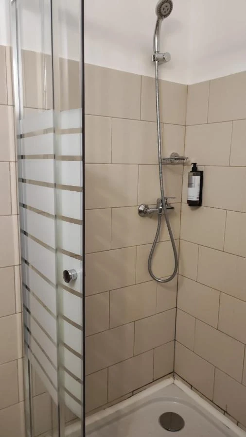 Hátszeg Szállás | Motel (K1547-14) A kép szerzői jogvédelem alatt állhat. Javasolt a kapcsolatfelvétel a jog tulajdonossal. Hátszeg Szállás | Motel (K1547-14) A kép szerzői jogvédelem alatt állhat. Javasolt a kapcsolatfelvétel a jog tulajdonossal.