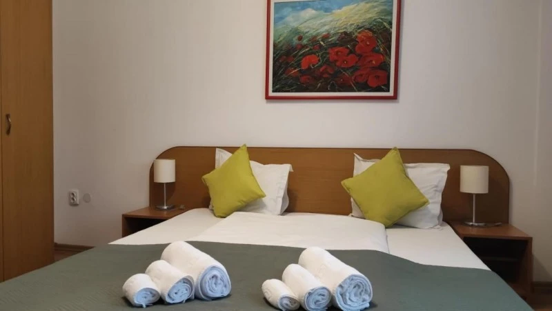 Hațeg Cazare | Motel (K1547-31) Imaginea poate fi supusă drepturilor de autor. Se recomandă contactarea titularului drepturilor. Hațeg Cazare | Motel (K1547-31) Imaginea poate fi supusă drepturilor de autor. Se recomandă contactarea titularului drepturilor.