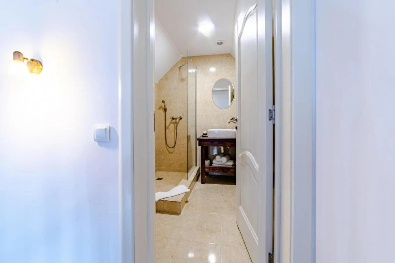 Bușteni Cazare | Hotel-apartament (K1582-59) Imaginea poate fi supusă drepturilor de autor. Se recomandă contactarea titularului drepturilor.