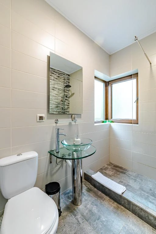 Bușteni Cazare | Hotel-apartament (K1583-20) Imaginea poate fi supusă drepturilor de autor. Se recomandă contactarea titularului drepturilor. Bușteni Cazare | Hotel-apartament (K1583-20) Imaginea poate fi supusă drepturilor de autor. Se recomandă contactarea titularului drepturilor.