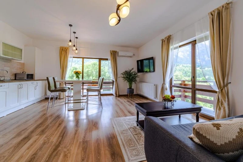 Bușteni Szállás | Hotel‑apartman (K1583-57) A kép szerzői jogvédelem alatt állhat. Javasolt a kapcsolatfelvétel a jog tulajdonossal.