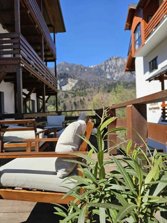 Bușteni Cazare | Hotel-apartament (K1584-1) Imaginea poate fi supusă drepturilor de autor. Se recomandă contactarea titularului drepturilor.