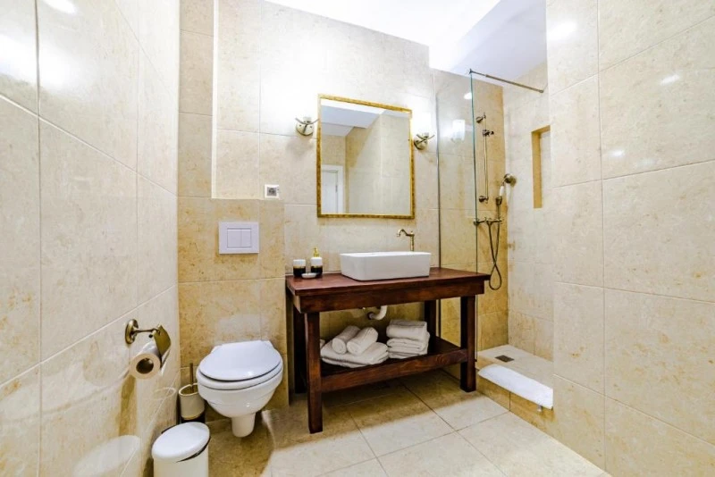 Bușteni Szállás | Hotel‑apartman (K1584-52) A kép szerzői jogvédelem alatt állhat. Javasolt a kapcsolatfelvétel a jog tulajdonossal. Bușteni Szállás | Hotel‑apartman (K1584-52) A kép szerzői jogvédelem alatt állhat. Javasolt a kapcsolatfelvétel a jog tulajdonossal.