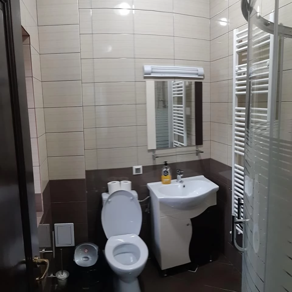 Colibița Cazare | Cabană (K1451-9) Imaginea poate fi supusă drepturilor de autor. Se recomandă contactarea titularului drepturilor. Colibița Cazare | Cabană (K1451-9) Imaginea poate fi supusă drepturilor de autor. Se recomandă contactarea titularului drepturilor.