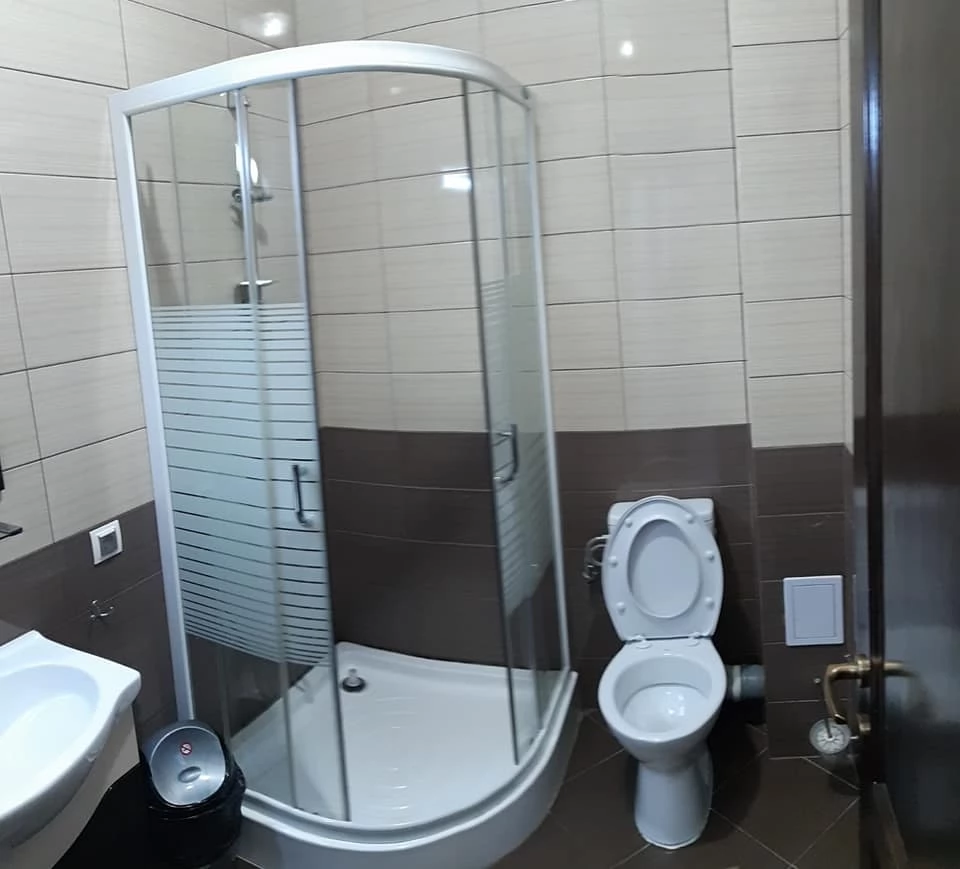 Colibița Cazare | Cabană (K1451-11) Imaginea poate fi supusă drepturilor de autor. Se recomandă contactarea titularului drepturilor. Colibița Cazare | Cabană (K1451-11) Imaginea poate fi supusă drepturilor de autor. Se recomandă contactarea titularului drepturilor.