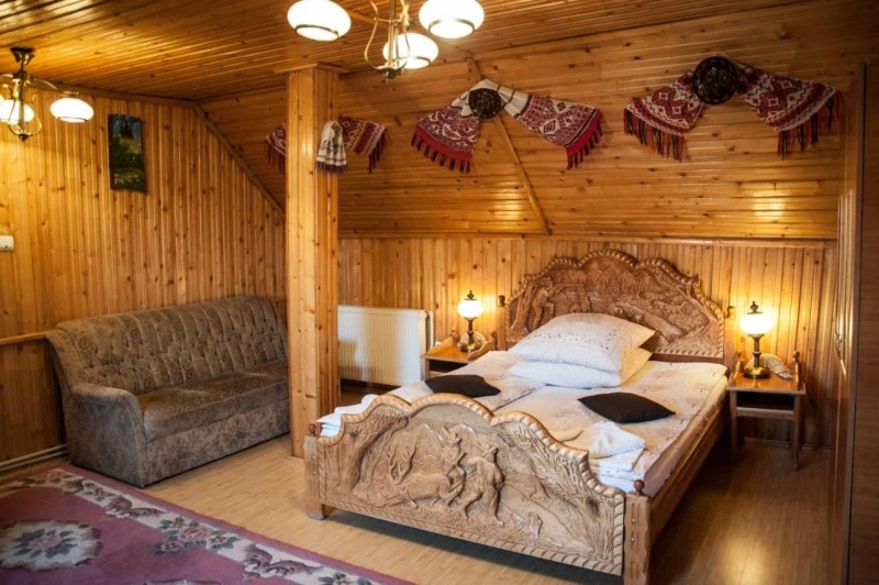Sarmizegetusa Cazare | Cabană (K0364-15) Imaginea poate fi supusă drepturilor de autor. Se recomandă contactarea titularului drepturilor. Sarmizegetusa Cazare | Cabană (K0364-15) Imaginea poate fi supusă drepturilor de autor. Se recomandă contactarea titularului drepturilor.
