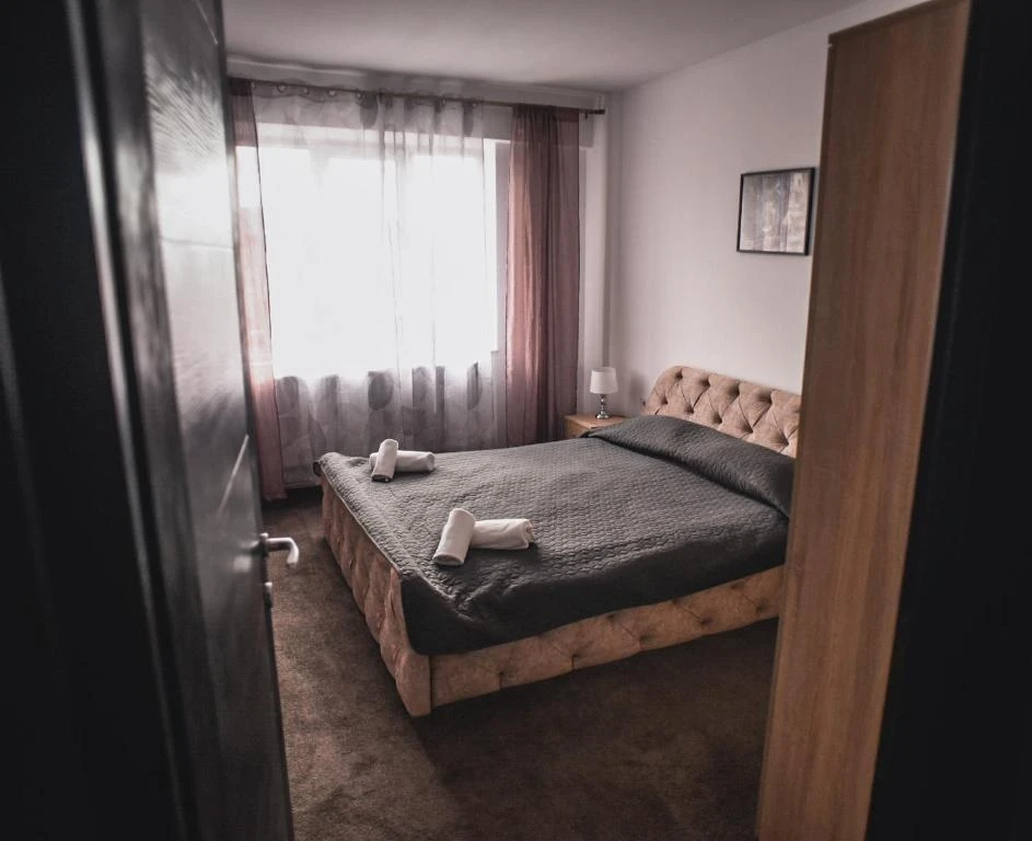 Petroșani Cazare | Hotel*** (K1580-22) Imaginea poate fi supusă drepturilor de autor. Se recomandă contactarea titularului drepturilor. Petroșani Cazare | Hotel*** (K1580-22) Imaginea poate fi supusă drepturilor de autor. Se recomandă contactarea titularului drepturilor.