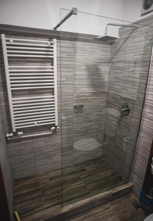 Petroșani Cazare | Hotel*** (K1580-27) Imaginea poate fi supusă drepturilor de autor. Se recomandă contactarea titularului drepturilor. Petroșani Cazare | Hotel*** (K1580-27) Imaginea poate fi supusă drepturilor de autor. Se recomandă contactarea titularului drepturilor.